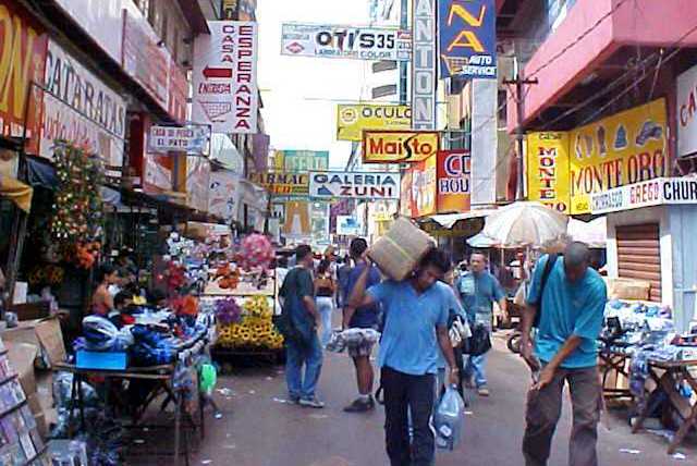 Ciudad del Este street market